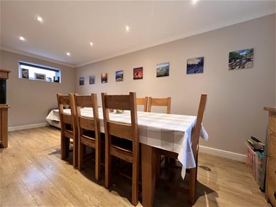 Separate Dining Room: